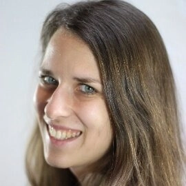 Suzanne van der Wijst